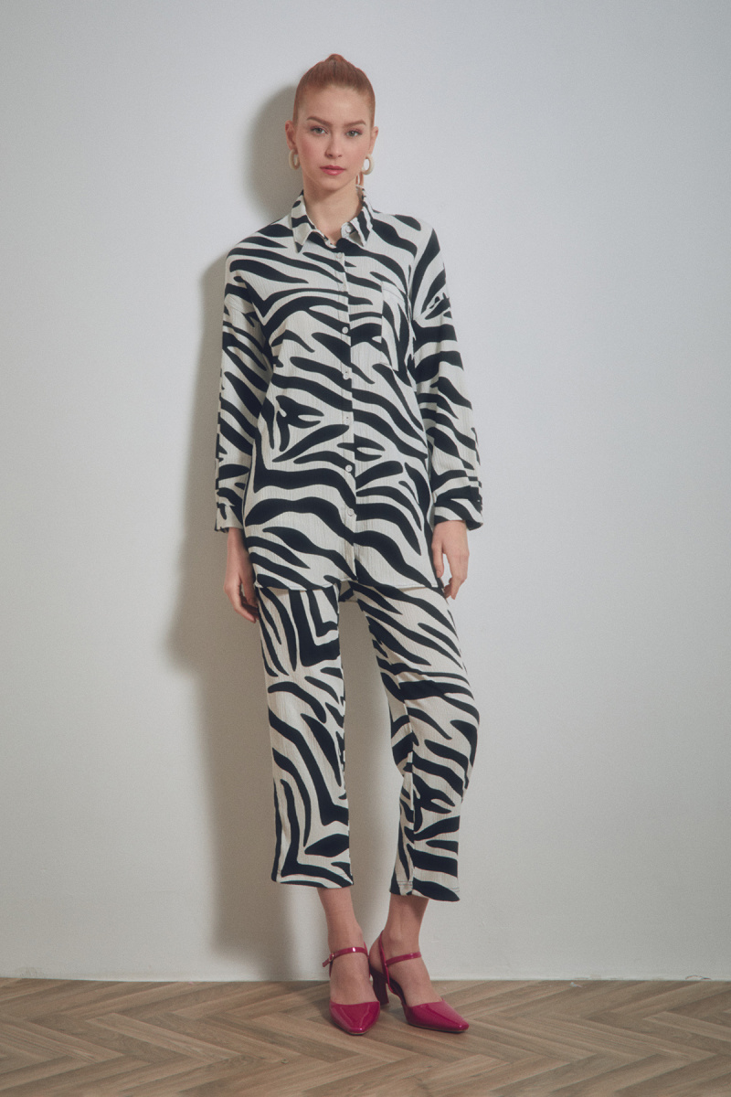 Костюм брюки+рубашка женский 